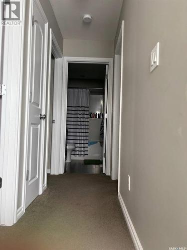 422 Lewin Way, Saskatoon, SK 