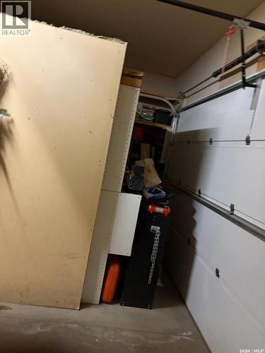 422 Lewin Way, Saskatoon, SK 