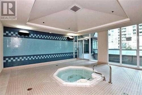 607 - 30 Grand Trunk Crescent, Toronto, ON - Indoor Photo Showing Other Room With In Ground Pool