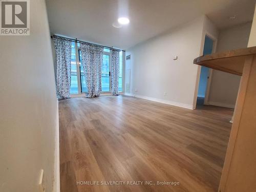 607 - 30 Grand Trunk Crescent, Toronto, ON - Indoor Photo Showing Other Room