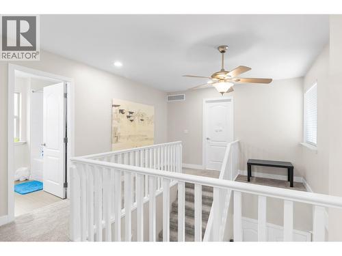 908 Westview Way, West Kelowna, BC - Indoor Photo Showing Other Room