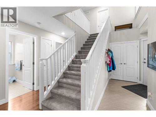 908 Westview Way, West Kelowna, BC - Indoor Photo Showing Other Room