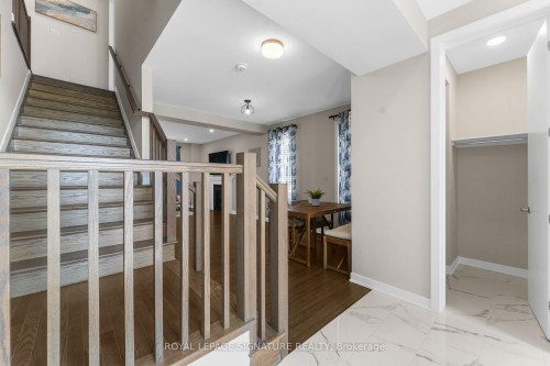280 Sapling Grove S, Barrhaven, ON - Indoor Photo Showing Other Room
