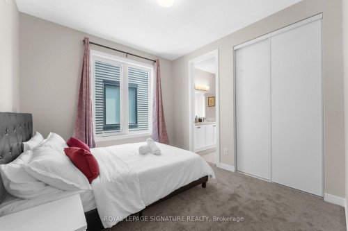 280 Sapling Grove S, Barrhaven, ON - Indoor Photo Showing Bedroom