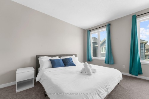 280 Sapling Grove S, Barrhaven, ON - Indoor Photo Showing Bedroom