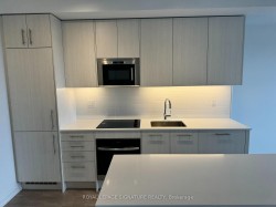 2711-286 Main Street Toronto, ON M4C 0B3