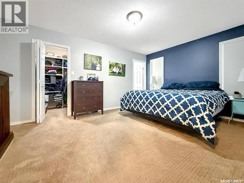 512 Keene Drive, Swift Current, SK - Indoor Photo Showing Bedroom