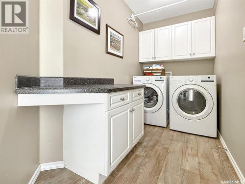512 Keene Drive, Swift Current, SK - Indoor Photo Showing Laundry Room