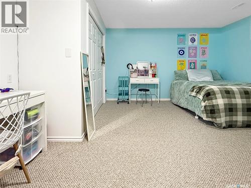 512 Keene Drive, Swift Current, SK - Indoor Photo Showing Bedroom