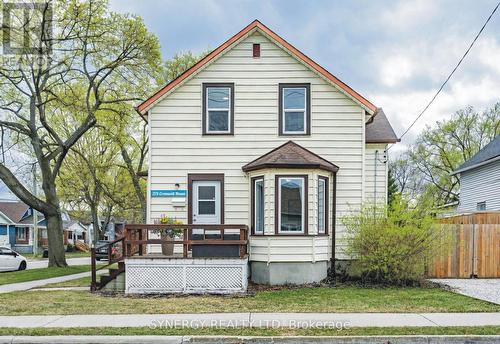 275 CROMWELL STREET  Sarnia, ON N7T 3Y2