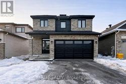 670 PARADE DRIVE  Ottawa, ON K2S 0Z2