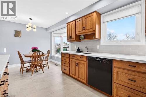 2378 Arnold Crescent, Burlington, ON - Indoor