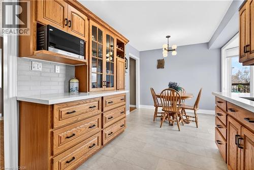 2378 Arnold Crescent, Burlington, ON - Indoor