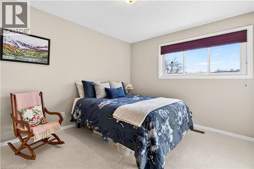 2378 Arnold Crescent, Burlington, ON - Indoor Photo Showing Bedroom