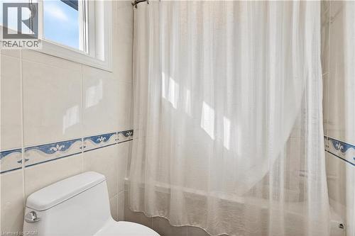 2378 Arnold Crescent, Burlington, ON - Indoor Photo Showing Bathroom