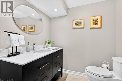 2378 Arnold Crescent, Burlington, ON - Indoor Photo Showing Bathroom