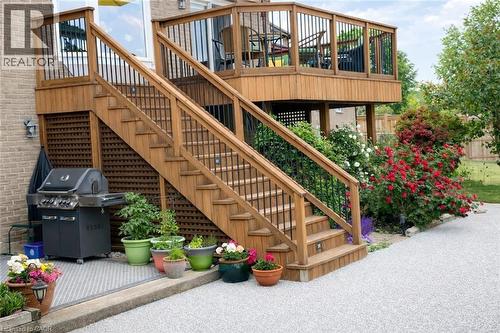 2378 Arnold Crescent, Burlington, ON - Outdoor