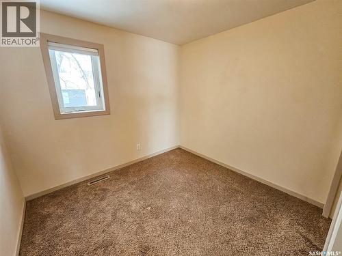 660 9Th Avenue Ne, Swift Current, SK - Indoor Photo Showing Other Room