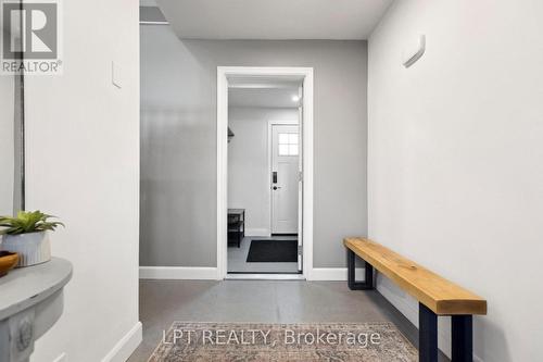 7429 Sideroad 20 Side Road, Mapleton, ON - Indoor Photo Showing Other Room