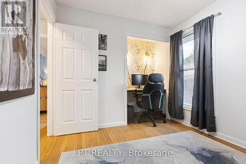 7429 Sideroad 20 Side Road, Mapleton, ON - Indoor Photo Showing Other Room