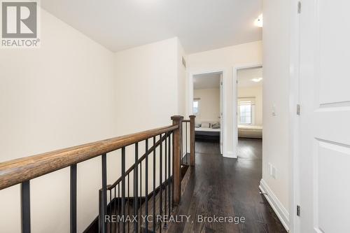 33 Duncombe Lane, Richmond Hill, ON 