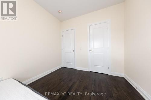 33 Duncombe Lane, Richmond Hill, ON 