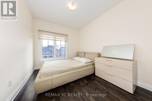 33 Duncombe Lane, Richmond Hill, ON 