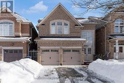 66 SAFFRON CRESCENT  Brampton, ON L6S 6H7