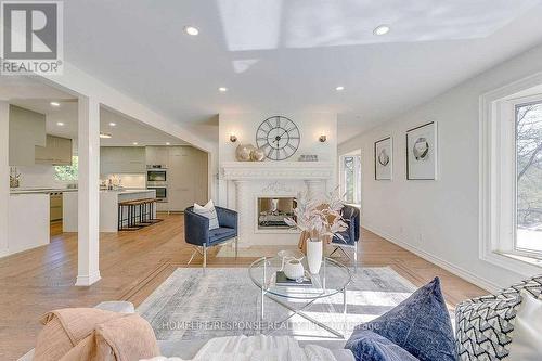 3640 Burnbrae Drive, Mississauga, ON 