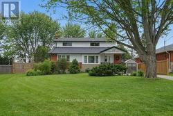 2036 MOUNTAINSIDE DRIVE  Burlington, ON L7P 1A7
