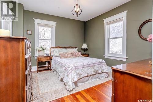515 9Th Street E, Saskatoon, SK - Indoor Photo Showing Bedroom