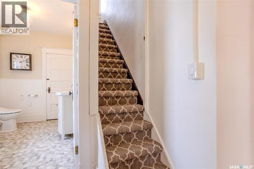 515 9Th Street E, Saskatoon, SK - Indoor