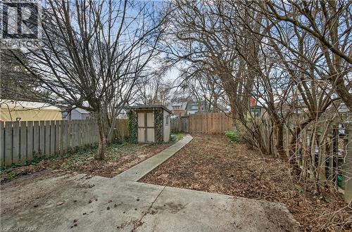 Fully fenced - 8 East 23Rd Street, Hamilton, ON - Outdoor