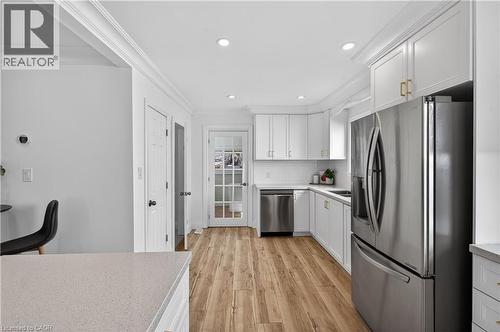 8 East 23Rd Street, Hamilton, ON - Indoor Photo Showing Kitchen With Double Sink