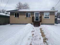 909 Christie Avenue North  Fort Frances, ON P9A 2G4