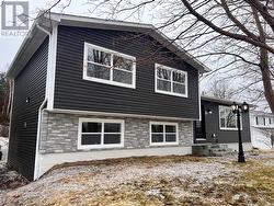 14-16 Farm Road Bay Roberts, NL A0A 1G0