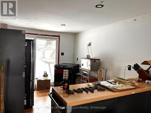 26 Dundee Drive, Tiny, ON - Indoor Photo Showing Other Room