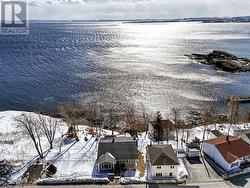 32 Meadow Road  Upper Island Cove, NL A0A 4E0