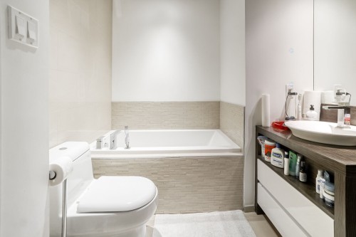 Bathroom - 2403-495 Av. Viger O., Montréal (Ville-Marie), QC - Indoor Photo Showing Bathroom