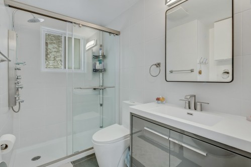 Salle de bains - 6 Av. Godfrey, Saint-Sauveur, QC - Indoor Photo Showing Bathroom