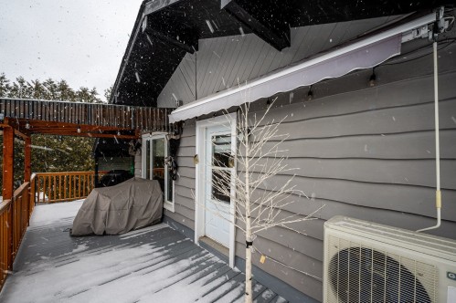 Balcon - 6 Av. Godfrey, Saint-Sauveur, QC - Outdoor With Exterior