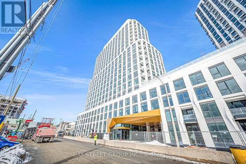 25 CORDOVA AVENUE  Toronto, ON M9A 1B2