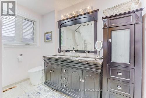 946 Mcbride Avenue, Mississauga, ON 