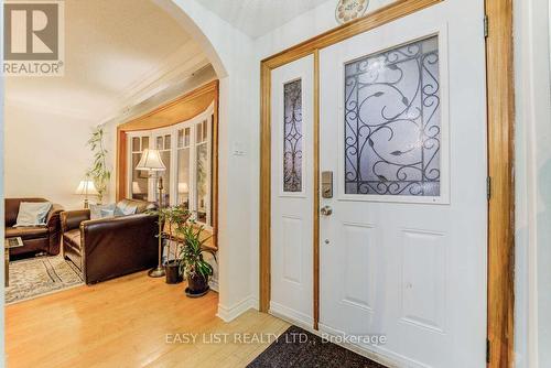 946 Mcbride Avenue, Mississauga, ON 