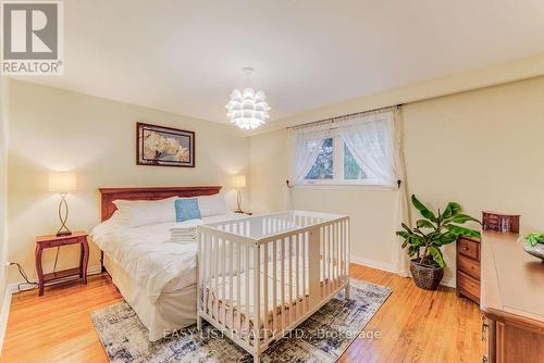 946 Mcbride Avenue, Mississauga, ON 