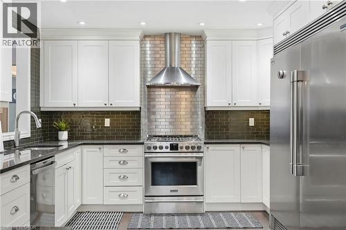 2036 Mountainside Drive, Burlington, ON 