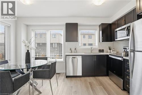 32 Radison Lane, Hamilton, ON - Indoor Photo Showing Kitchen With Stainless Steel Kitchen With Upgraded Kitchen