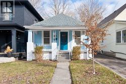 30 ELMWOOD PLACE  London South (South E), ON N6J 1J2