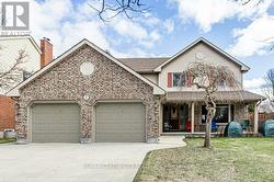 62 NANETTE DRIVE  London North (North B), ON N5X 3L4