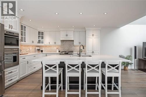 3270 Spruce Avenue, Burlington, ON 